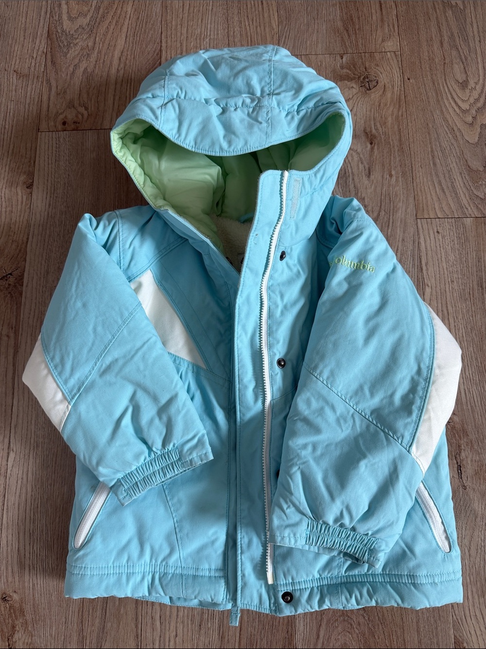 Columbia Light Aqua and White Hooded Puffer Ski  Jacket